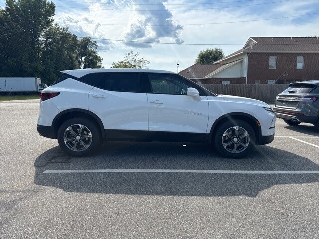 2024 Chevrolet Blazer 2LT photo 4