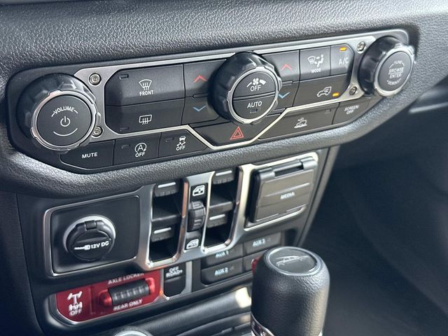 2025 Jeep Gladiator Willys - Photo 29