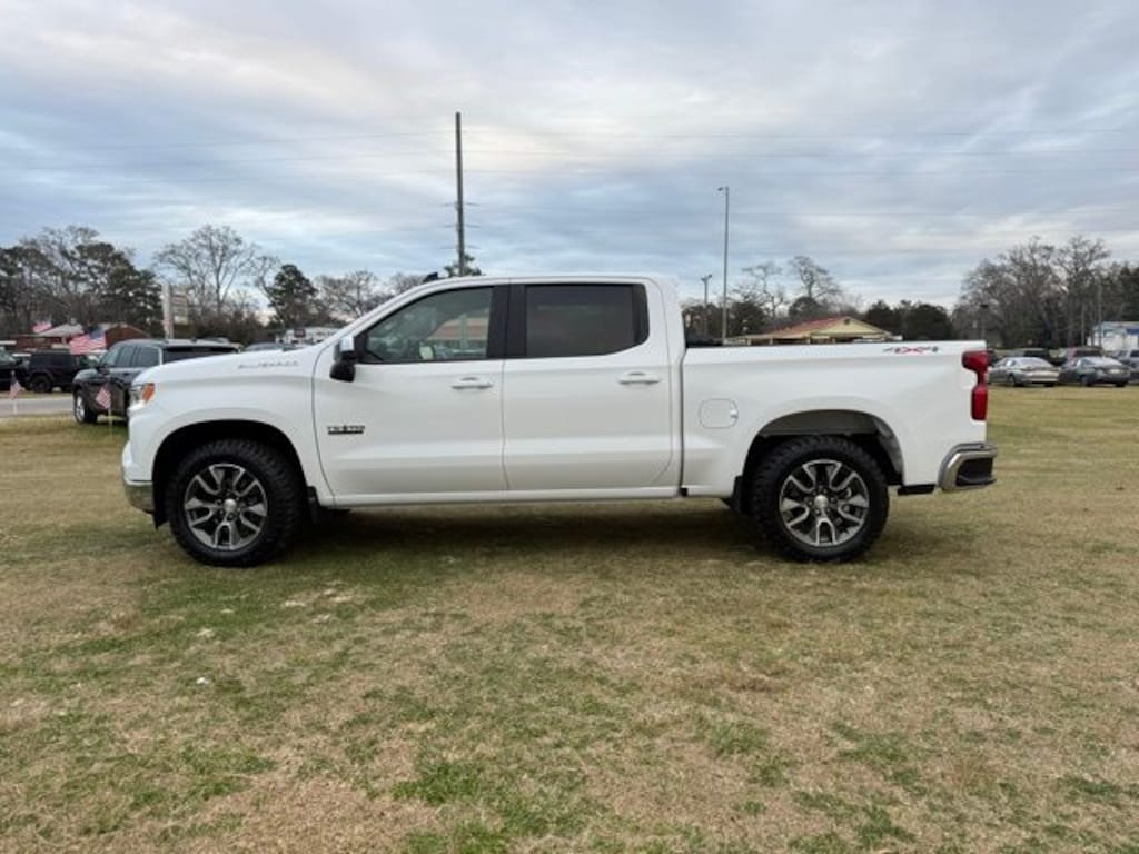 Used 2022 Chevrolet Silverado 1500 LT Truck