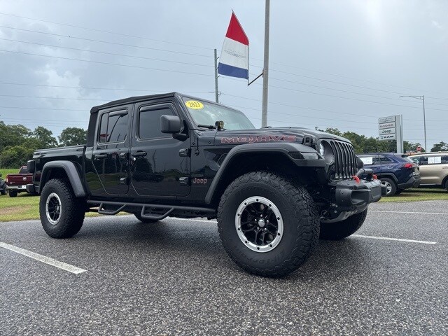 2023 Jeep Gladiator Mojave photo 3