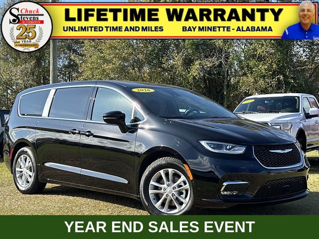 2026 Chrysler Pacifica Select's photo