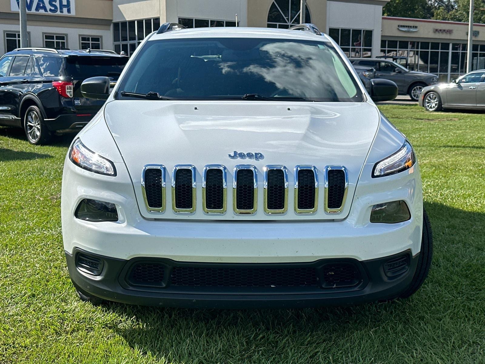 Used 2016 Jeep Cherokee Sport with VIN 1C4PJLAB6GW264988 for sale in Bay Minette, AL