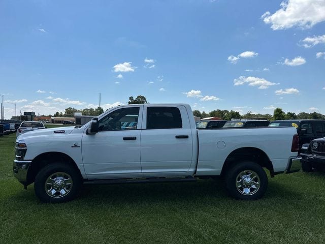 2025 RAM 2500 Tradesman - Photo 13