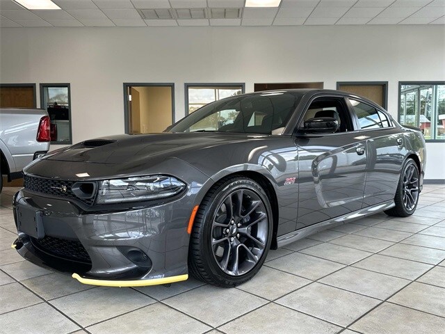 2023 Dodge Charger R/T Scat Pack photo 2