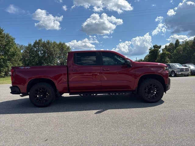 2019 Chevrolet Silverado 1500 LT photo 3