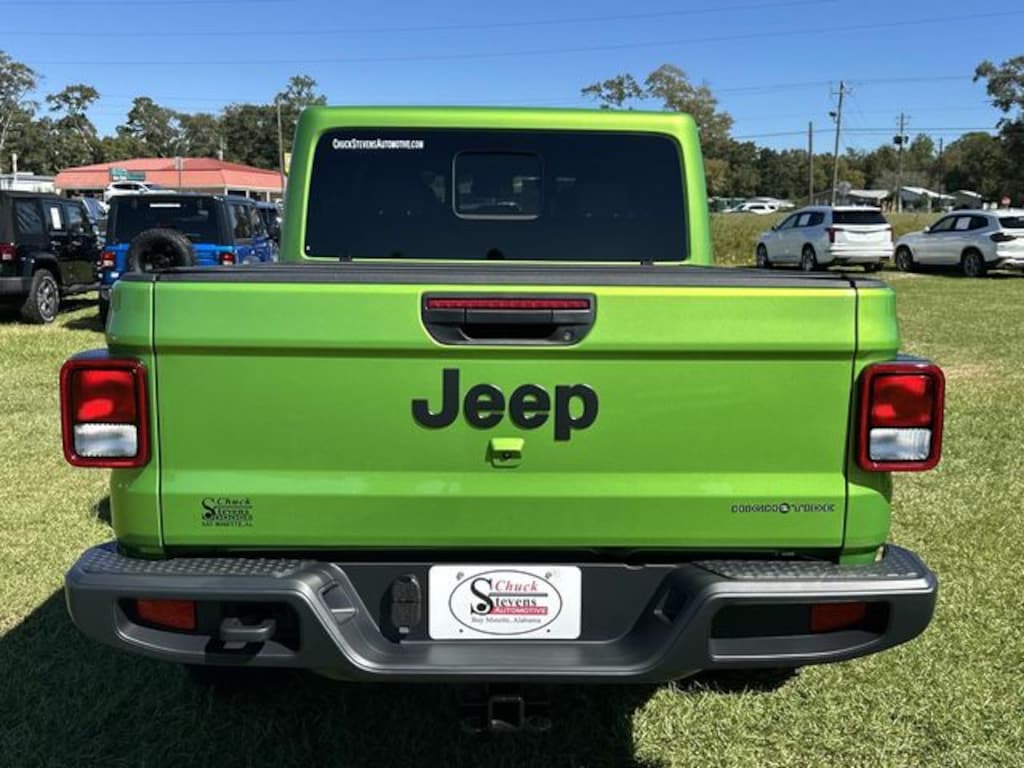 New 2025 Jeep Gladiator High Tide Pickup