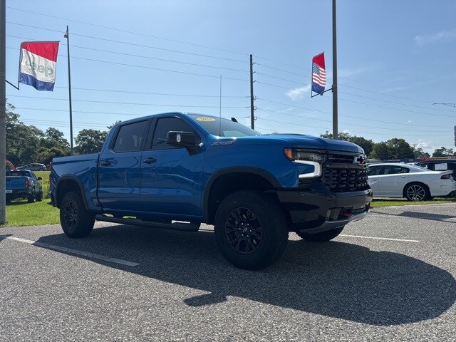 2023 Chevrolet Silverado 1500 ZR2 photo 3