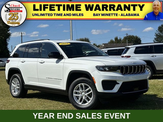 2025 Jeep Grand Cherokee Laredo's photo