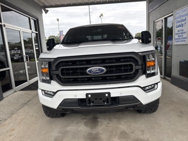 2021 Ford F-150 XLT photo 2