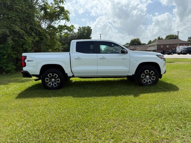 2025 Chevrolet Colorado Z71 photo 4