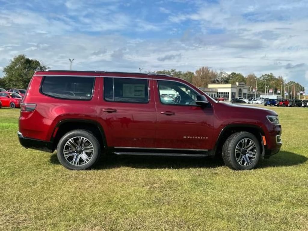 New 2024 Jeep Wagoneer Base Sport Utility