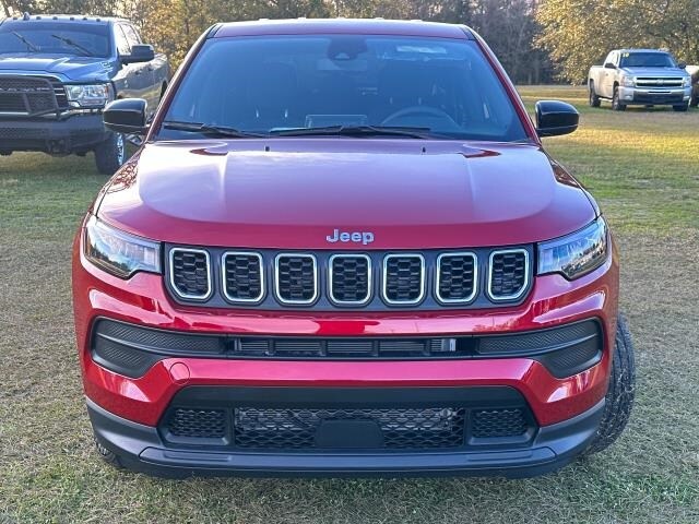 2025 Jeep Compass Sport photo 2