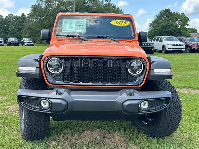 2025 Jeep Wrangler Willys Sport photo 2