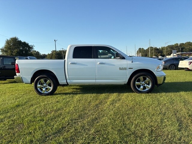 2016 Ram 1500 Big Horn photo 4