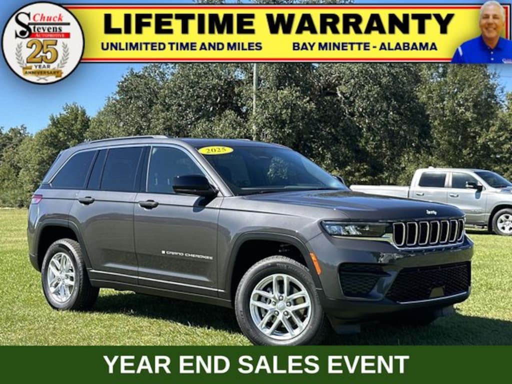 New 2025 Jeep Grand Cherokee Laredo Sport Utility