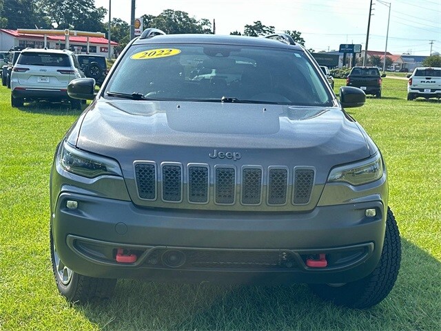 2022 Jeep Cherokee Trailhawk photo 2