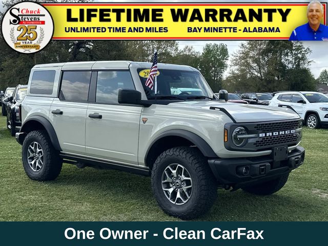 2025 Ford Bronco Badlands 4x4's photo
