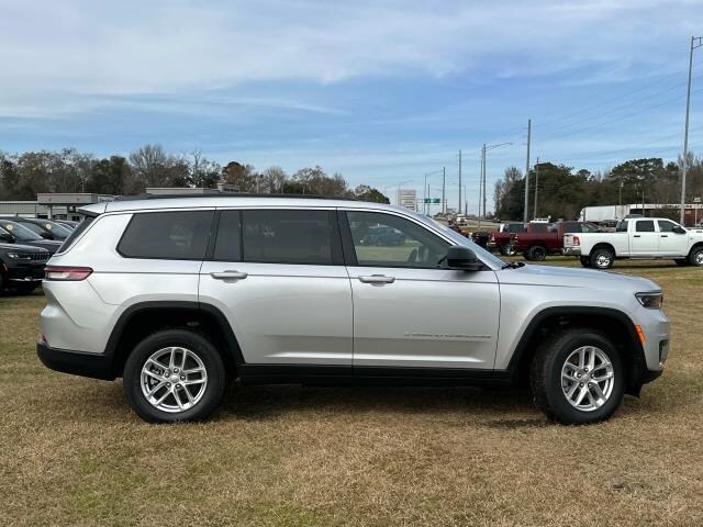 2025 Jeep Grand Cherokee L photo 3