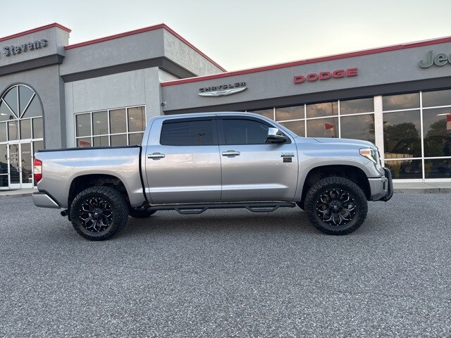 2020 Toyota Tundra Platinum Grade photo 4