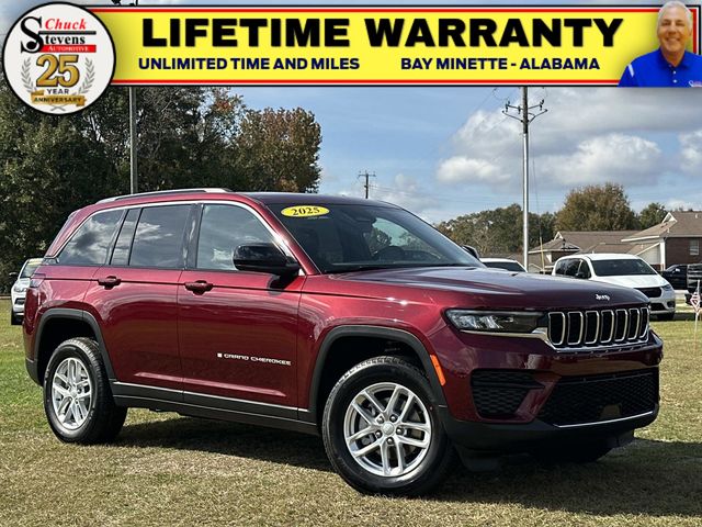 2025 Jeep Grand Cherokee Laredo's photo