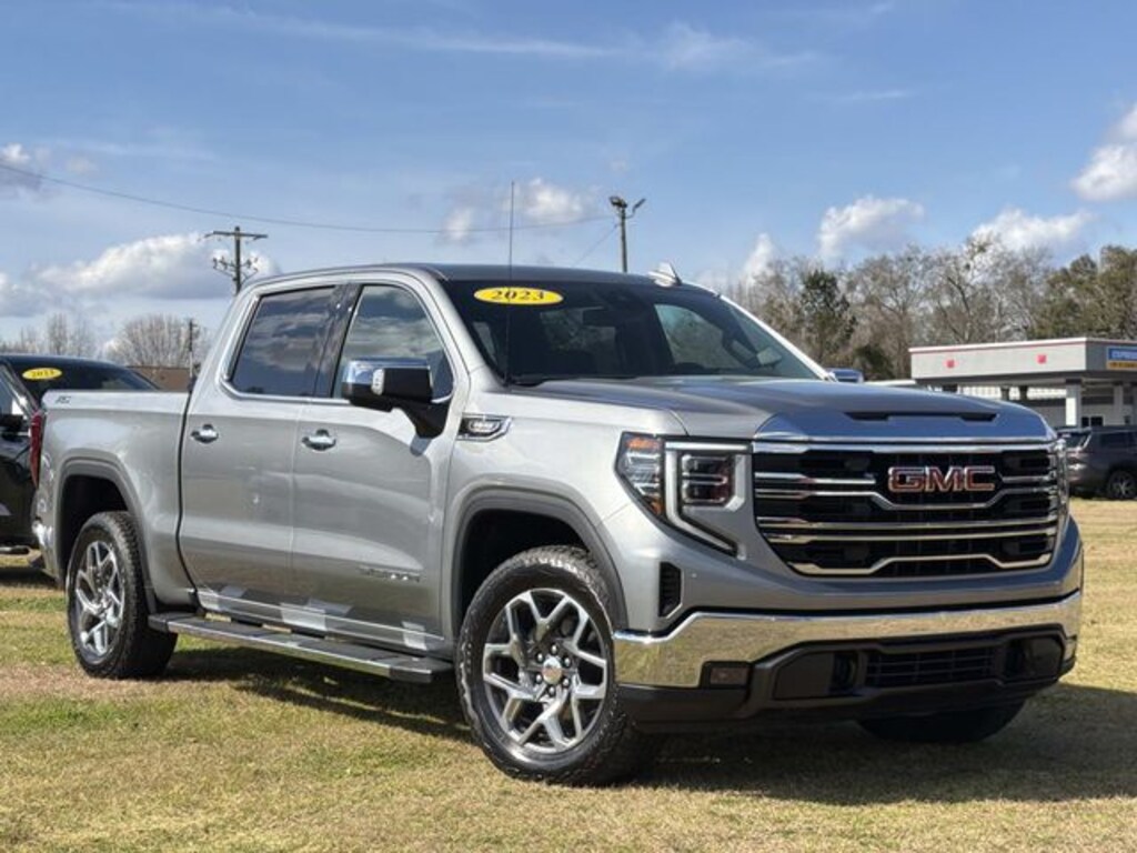Used 2023 GMC Sierra 1500 SLT Truck
