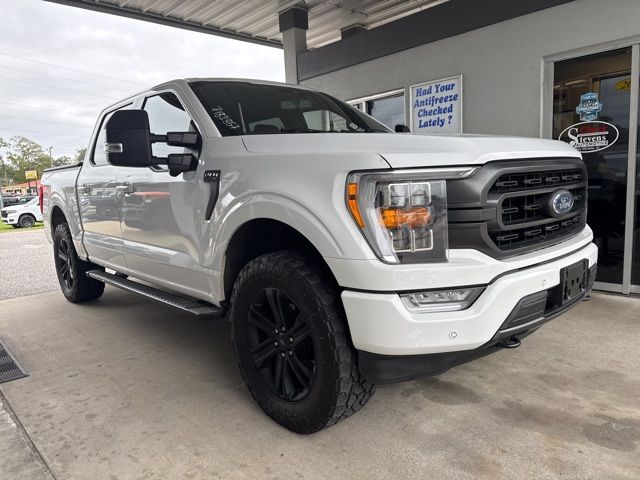 2021 Ford F-150 XLT photo 3