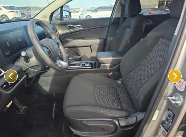 2024 Kia Sportage LX photo 4