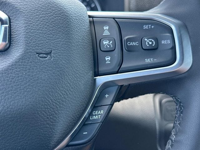 2025 RAM 2500 Tradesman - Photo 28