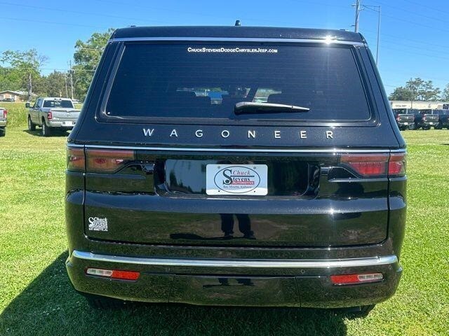 2024 Jeep Wagoneer Base photo 3