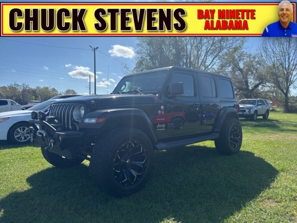 Used 2019 Jeep Wrangler Unlimited Sahara SUV