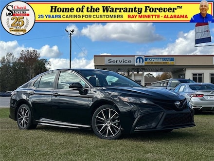 2022 Toyota Camry Hybrid SE Sedan