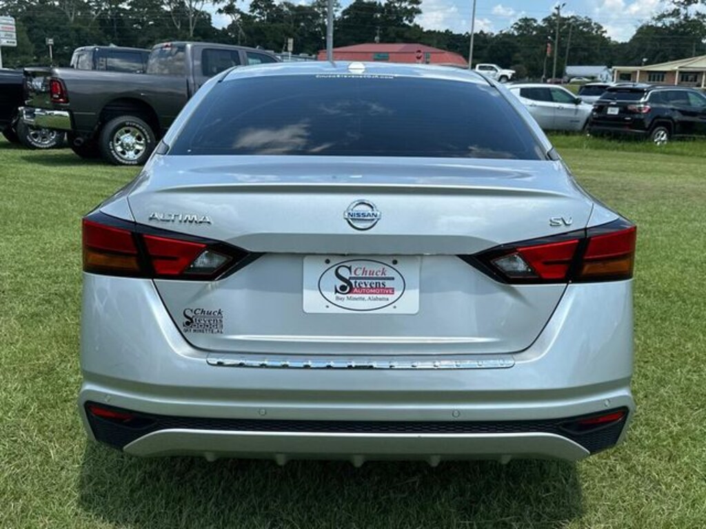 Used 2022 Nissan Altima 2.5 SV Sedan