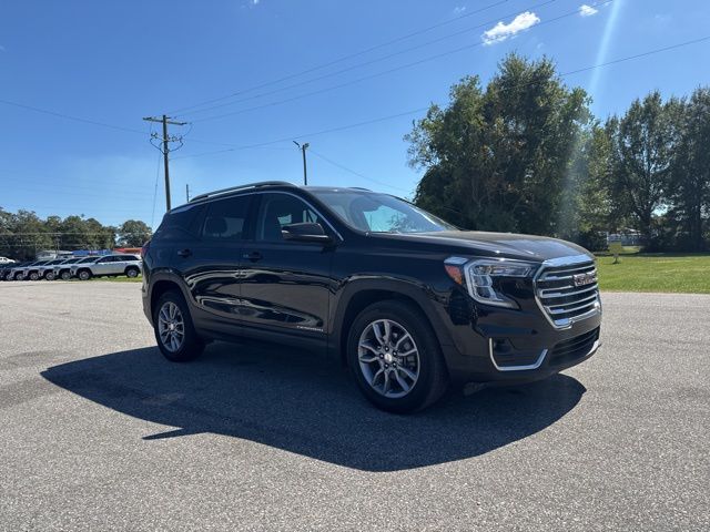 2024 Gmc Terrain SLT photo 2