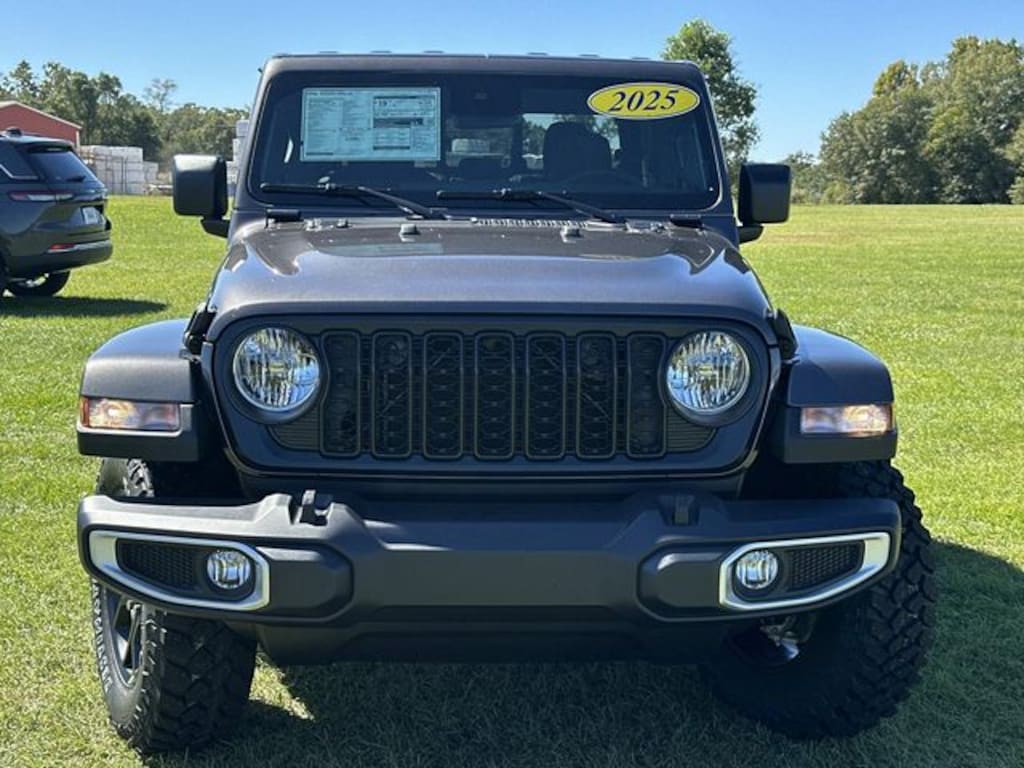 New 2025 Jeep Gladiator High Tide Pickup