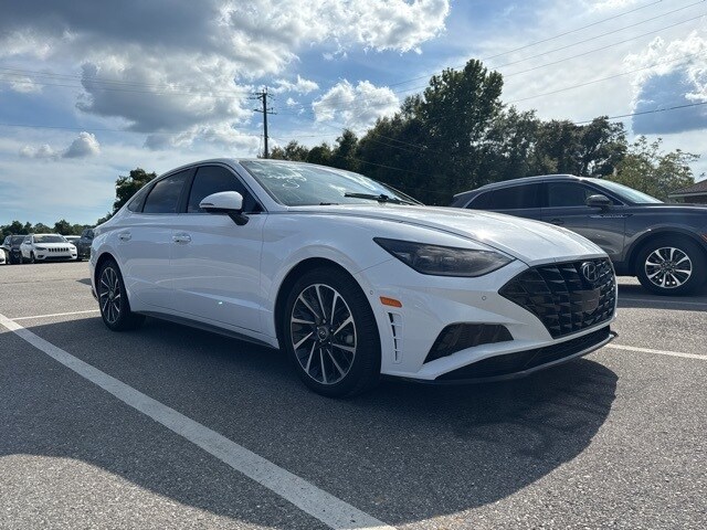 2023 Hyundai Sonata Limited photo 2