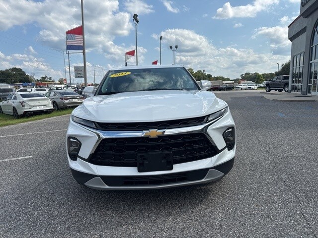 2024 Chevrolet Blazer 2LT photo 2