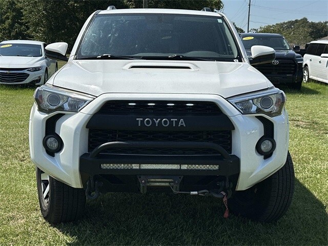 2017 Toyota 4Runner SR5 Premium photo 2