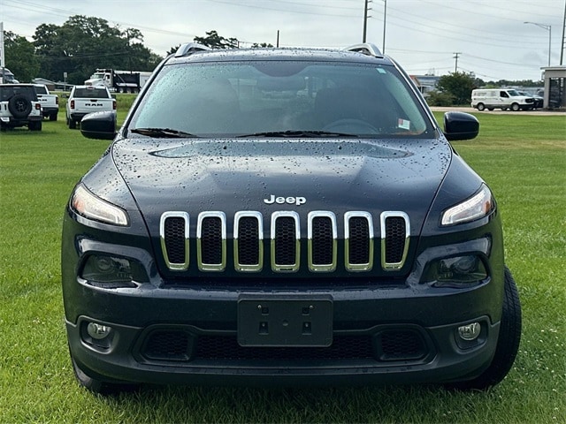 Used 2015 Jeep Cherokee Latitude with VIN 1C4PJMCS6FW749729 for sale in Bay Minette, AL