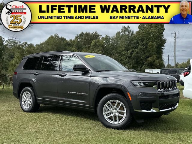 2025 Jeep Grand Cherokee L Laredo's photo