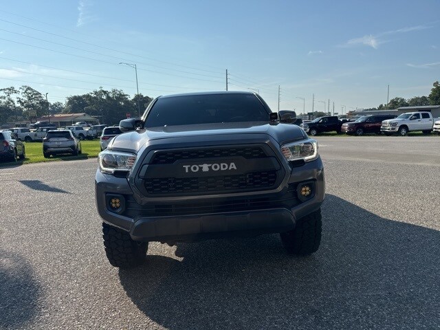 2021 Toyota Tacoma V6 Double Cab photo 2