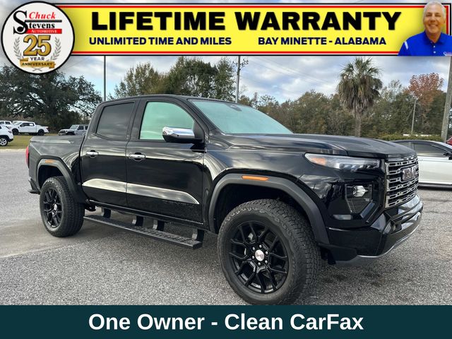 2024 GMC Canyon Denali's photo