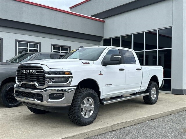 2026 Ram 2500 Big Horn photo 4