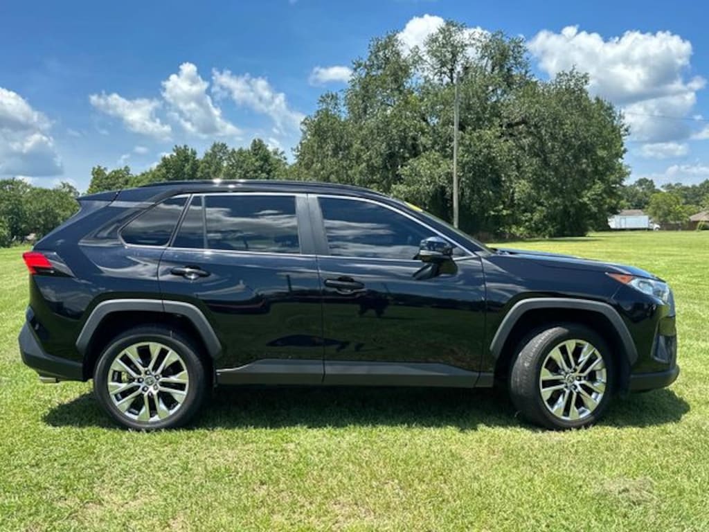 Used 2021 Toyota RAV4 XLE Premium SUV