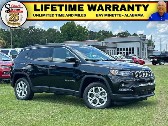 2025 Jeep Compass Latitude's photo