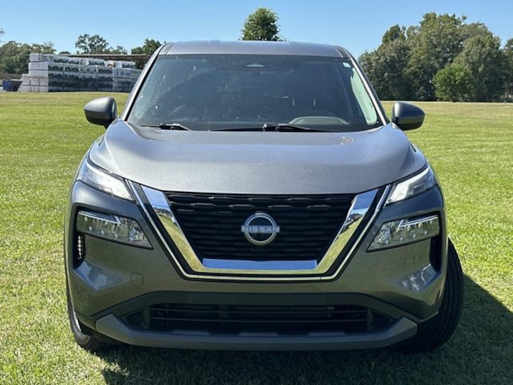 Used 2023 Nissan Rogue SV SUV