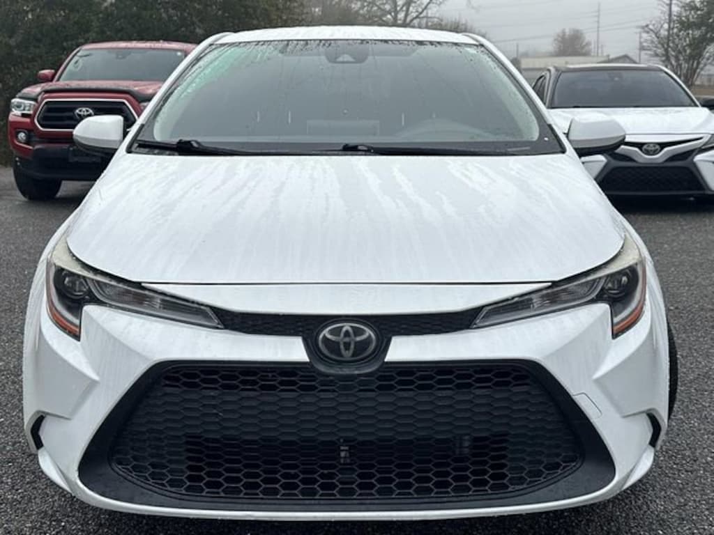Used 2020 Toyota Corolla LE Sedan