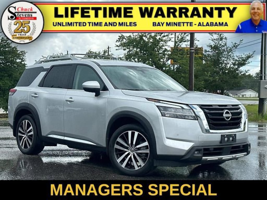Used 2023 Nissan Pathfinder Platinum 4WD SUV