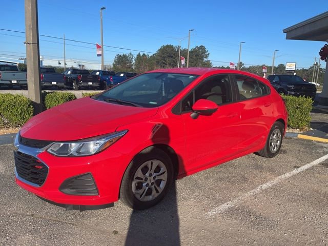 2019 Chevrolet Cruze LS photo 2