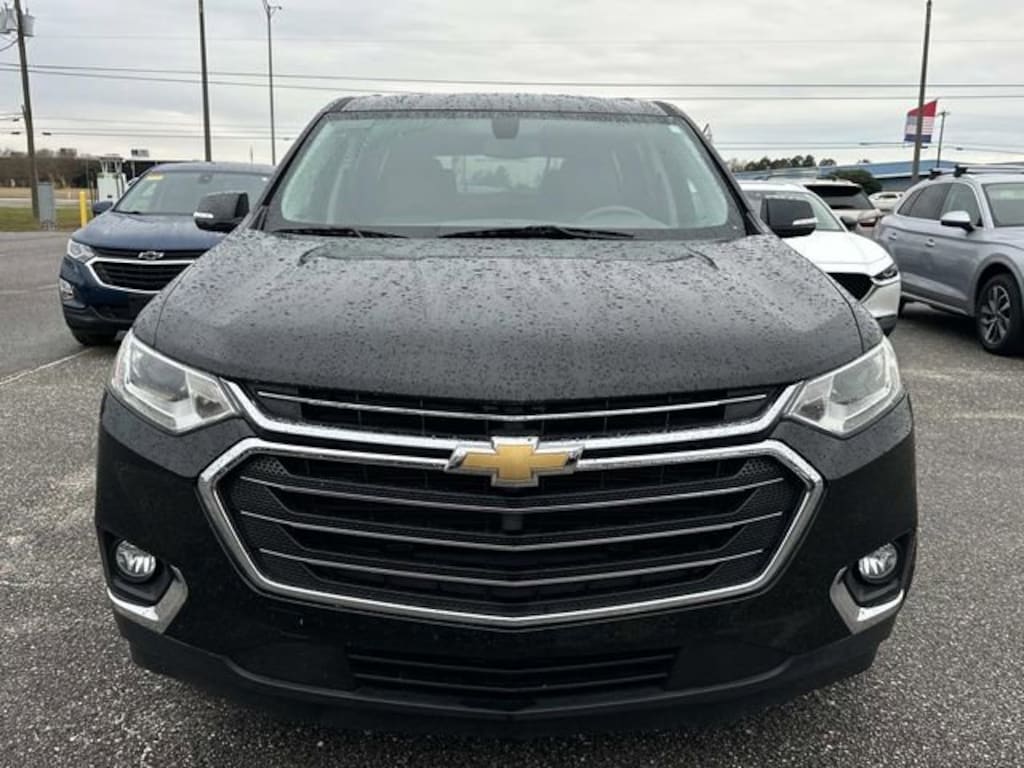 Used 2018 Chevrolet Traverse LT Cloth SUV