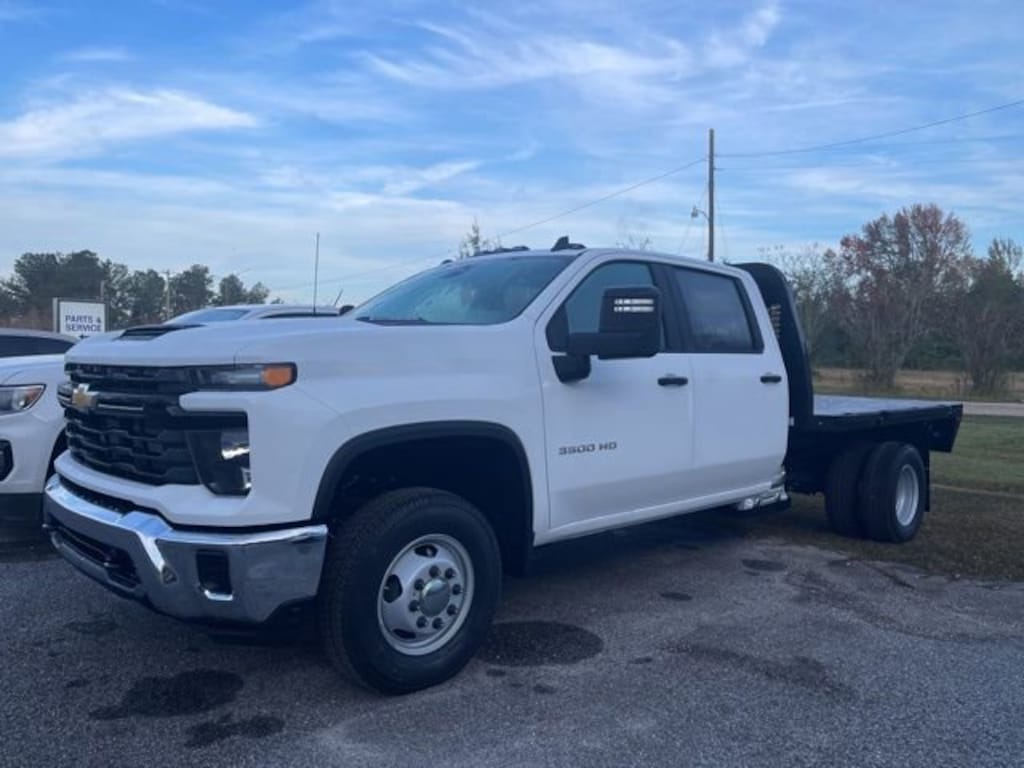 New 2025 Chevrolet Silverado 3500 HD Chassis Cab Work Truck Truck